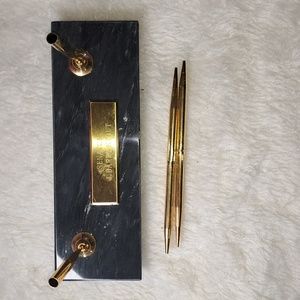 Senator pen desk pen holder